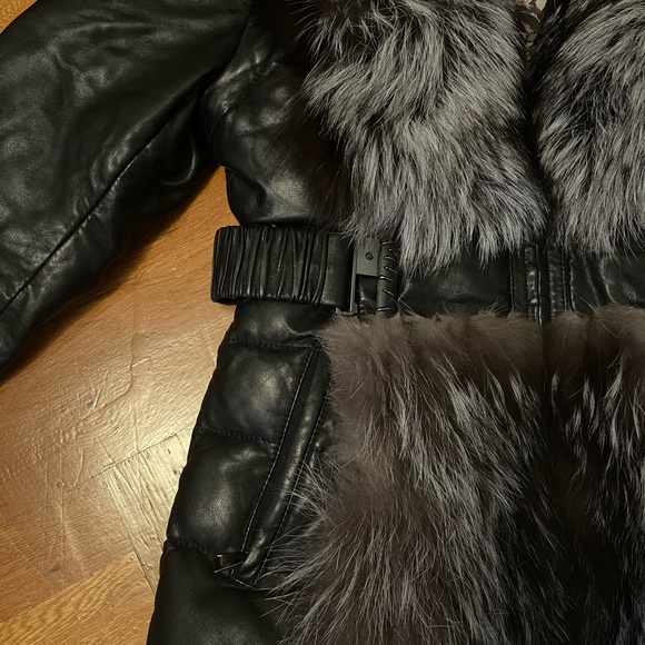 Sealapuy woman leather coat with real silver fox fur trim - Picture 8 of 8